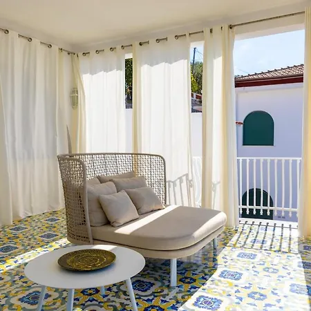 Вилла Stunning View On The Sea Of Naples With Pool *